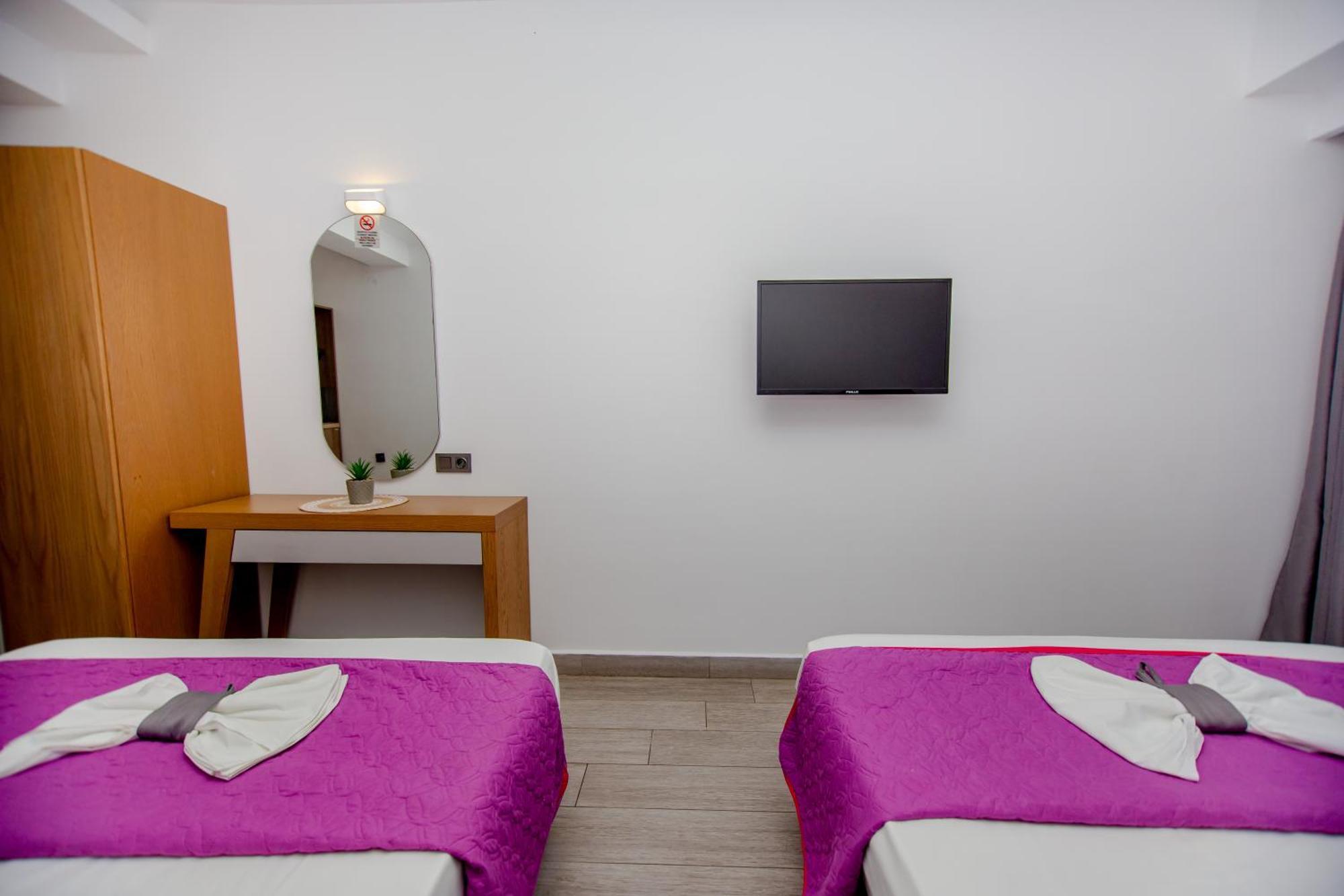 Amalia Mare Sea View Apartment Nea Vrasna Bagian luar foto