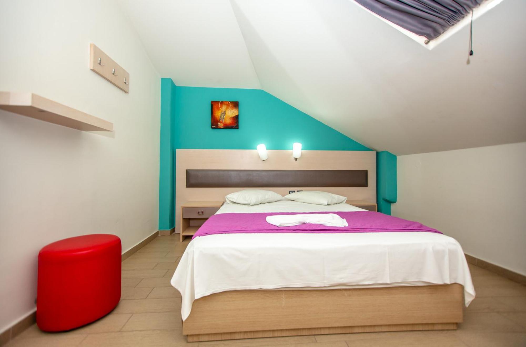 Amalia Mare Sea View Apartment Nea Vrasna Bagian luar foto